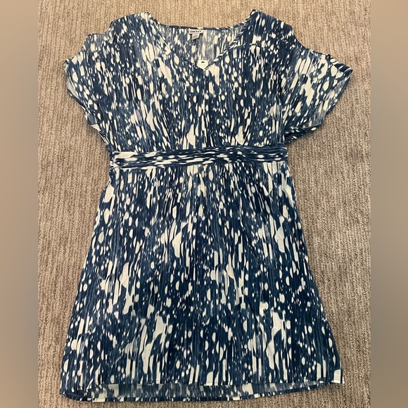 NWT Beautiful Blue Dress - Picture 3 of 6